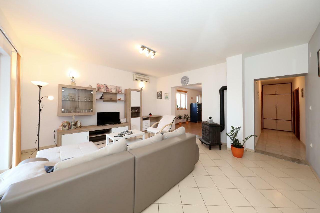 זאדאר Villa Zdravka מראה חיצוני תמונה